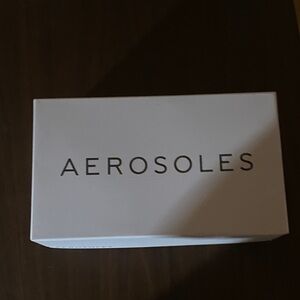 AEROSOLES Wide brand new in box